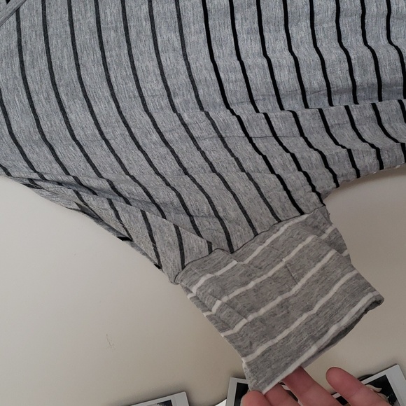 Flowy Gray Stripped Top - Picture 2 of 3